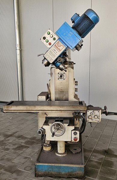 KNUTH VHF 2 Universal Milling Machine