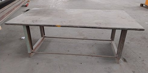 Welding table