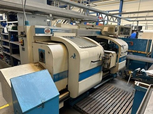 SZERSZAMGEPGYAR EEN 400 CNC lathe