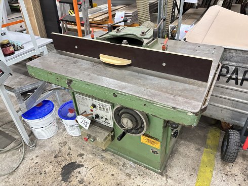 SCHNEIDER SK 2/4 Bench router