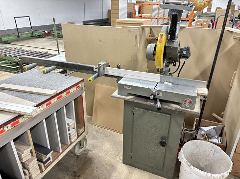 FEZER Chop and miter saw