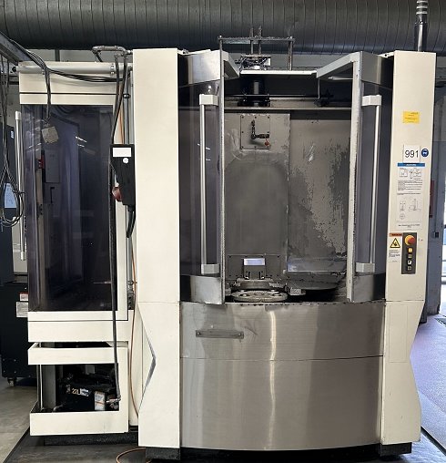 MAKINO A51nx 4-axis vertical machining center