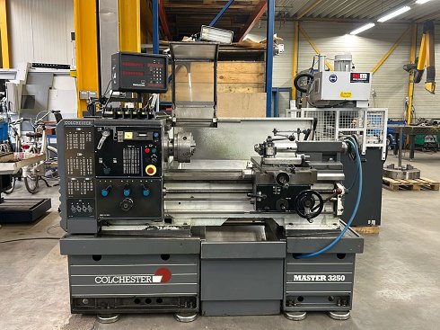 Torno para madera COLCHESTER Master 3250