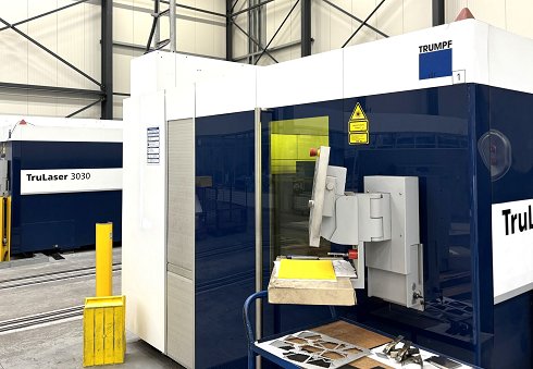 Cortadora láser TRUMPF TruLaser 3030 (L49) 6 kW