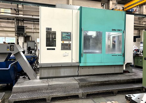 Centro de mecanizado CNC DECKEL MAHO DMU 200 T