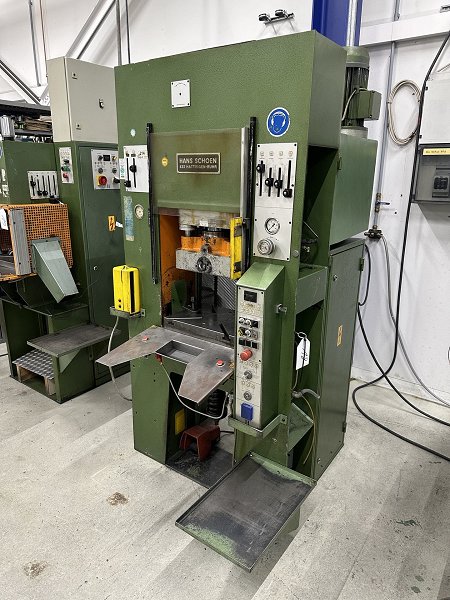 HANS SCHOEN SM Hydraulic press