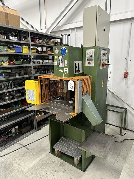 HANS SCHOEN MTE-C Hydraulic press