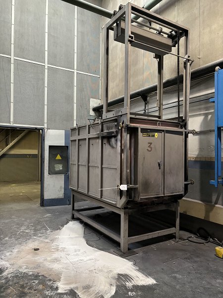 NABERTHERM N1800/S1 Hardening furnace