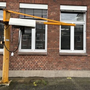 DEMAG Column-mounted slewing crane