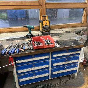 GARANT Workbench with contents