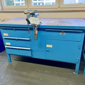 HANEU Workbench with contents