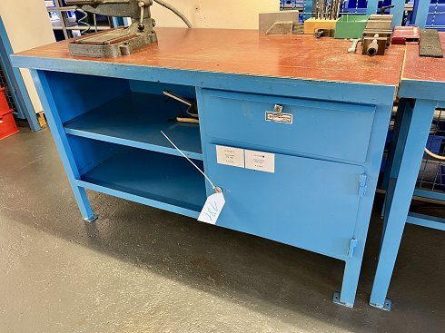 HANEU Workbench with contents