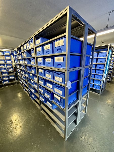 SCHÄFER Workshop shelf without contents