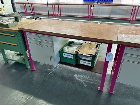 HANEU Workbench without contents