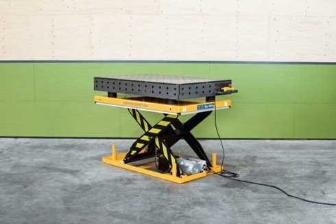 WMT 1300 x 800 Hubtisch Welding table / hole table