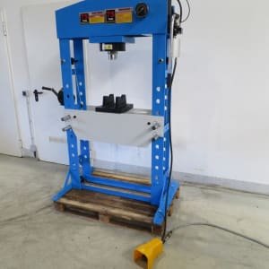 HBM 75 / 800 workshop press