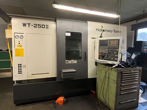 Centro de torneado y fresado CNC NAKAMURA TOMÉ WT-250 2