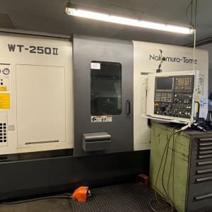 Centro de torneado y fresado CNC NAKAMURA TOMÉ WT-250 2