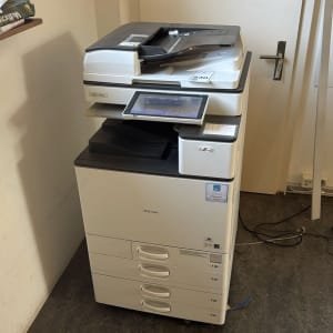 Impresora RICOH MP C2504