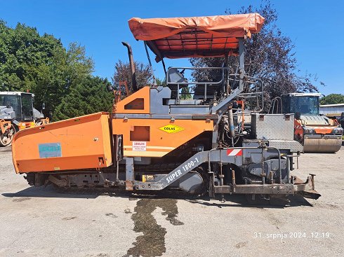 Máquina para la construcción de carreteras y vías férreas VÖGELE S1800