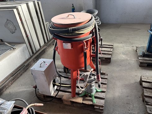 SAPI 2040 Sandblasting machine