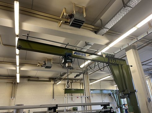 ABUS VS Column-mounted slewing crane