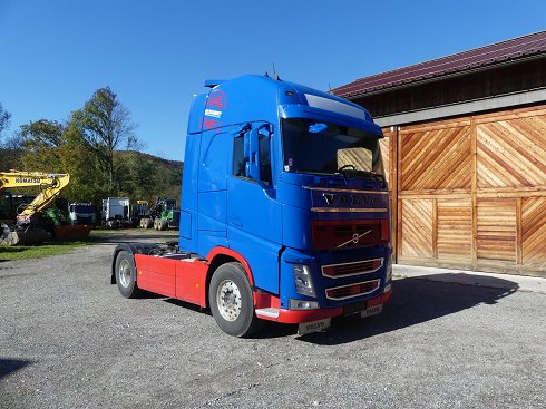 VOLVO FH 13 500 2-axle truck (N3) / Tractor unit