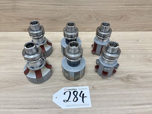 Lot HSK 63F holders with tools