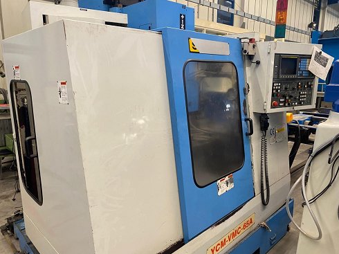 YCM Supermax VMC-65A CNC Machiningcenter