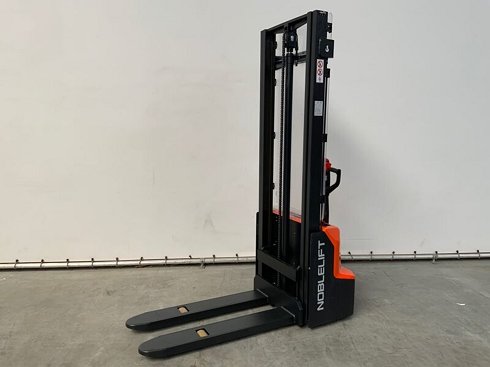 NOBLELIFT PSE12B36 Electric stacker 3.6M