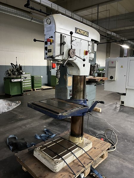 ALZMETALL AB4/sV Column drilling machine