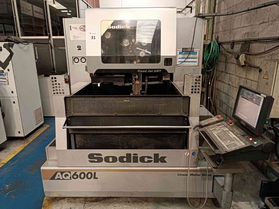 Electroerosión por hilo cnc sodick aq600l