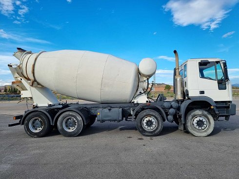 Camión Hormigonera IVECO EUROTRAKKER 380