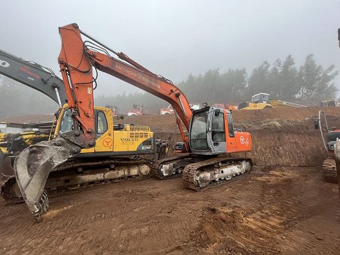 Excavadora HITACHI ZX160