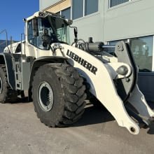 Cargadora LIEBHERR L586 XPower