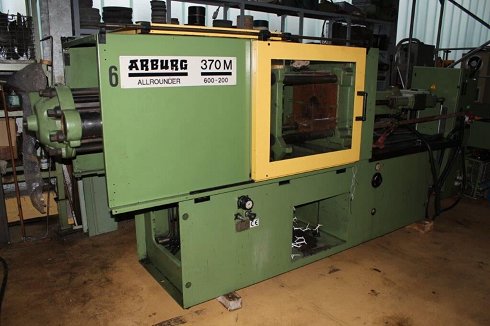 Inyectora ARBURG 370-600-200 Multronica