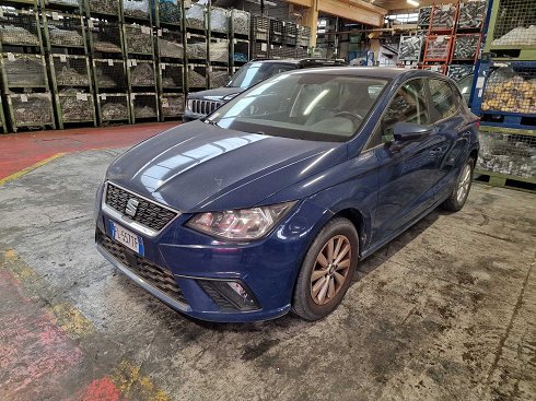 Automóvil SEAT IBIZA