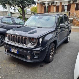 Automóvil JEEP RENEGADE