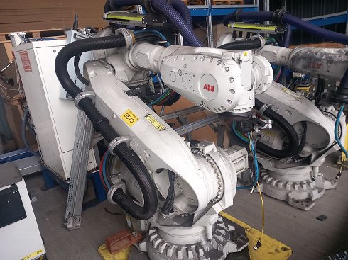 ABB IRB 6700 M2004 Robot Arm & Controller