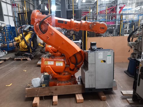 ABB IRC5 M2004 Robot Arm & Controller