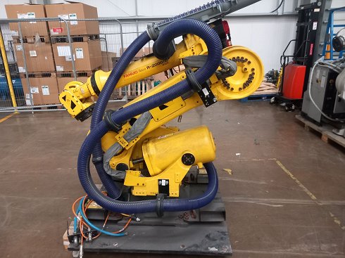 FANUC R200iC- 210F Robot Arm & Controller