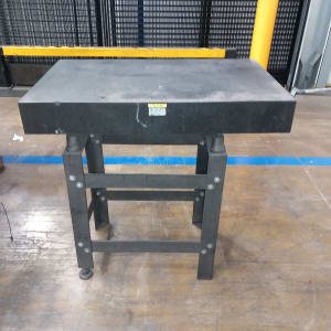 CROMWELL CALIBRATION SERVICES Granite Measuring Table