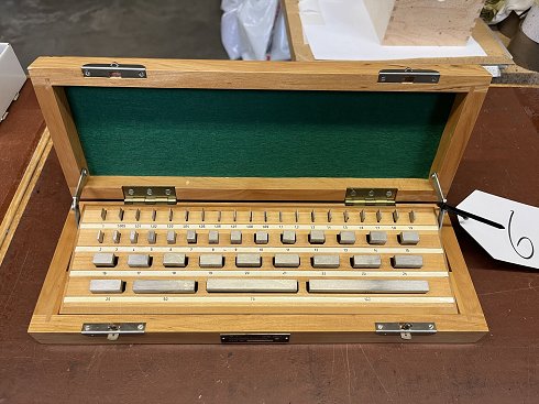 Gauge block box