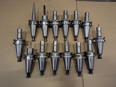 Lot BT 40 tool holders