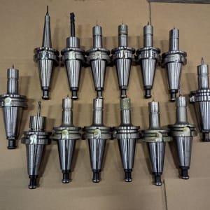 Lot BT 40 tool holders