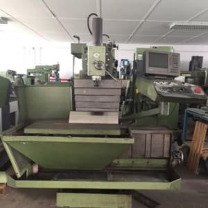 Fresadora universal INTOS FNGJ 40