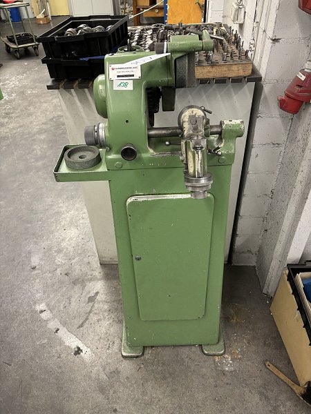 DECKEL SO Graver grinding machine