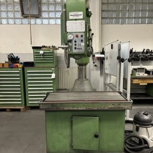 HKS 23 MG Radial drilling machine