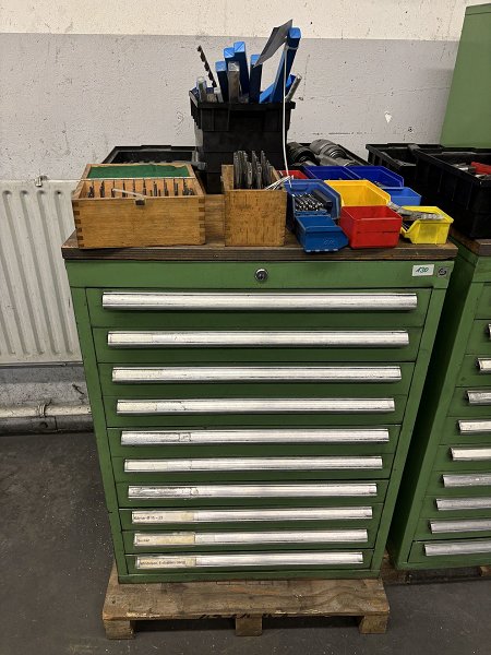 Workshop drawer cabinet with contents