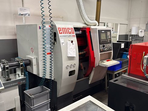 Torno CNC EMCO HYPERTURN 45